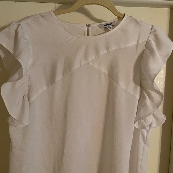 Express Ruffle Sleeveless Top - Picture 2 of 5